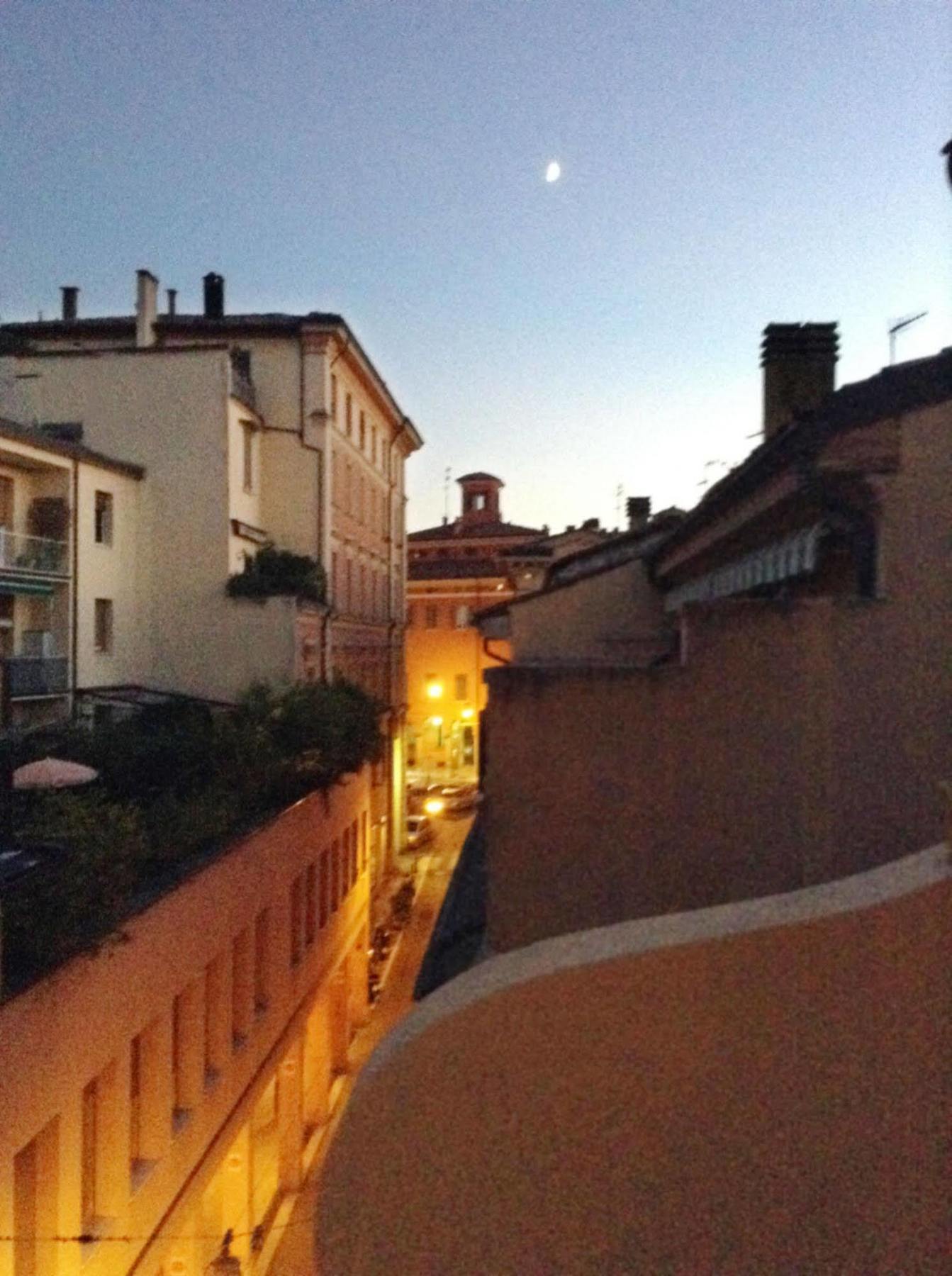 Air Of Art Apartment Bologna Bagian luar foto